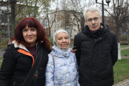 2018 г., На открытии памятника В. А. Лыжину, с И. В. Линниковой и М. В. Рощиным