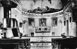 Алтарь церкви св. Людовика в Москве. Фото П. Павлова, изд. Шерера, 1900 г.